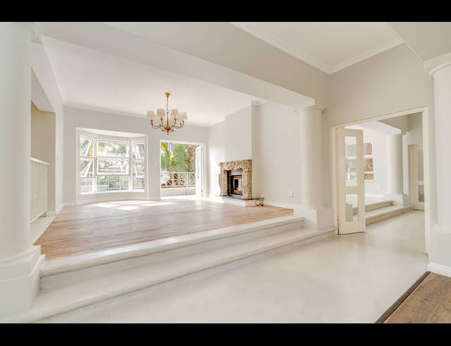 4 BEDROOM HOUSE FOR SALE IN DAINFERN GOLF ESTATE